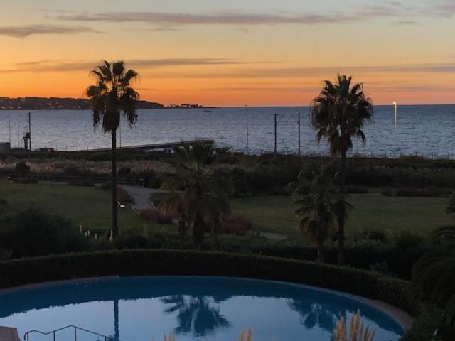 Vue Mer Juan Les Pins Antibes Bagian luar foto